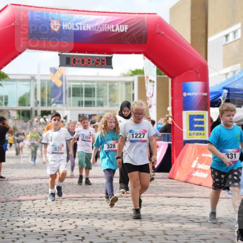 12.06.2026 - Holstenköstenlauf LAZAROV Photography http://msf.ph/oto/9741868 12.06.2026 16:08:55 Laufen 931, 1227, 1358, 328, 331, 1057, 39, 191, 335, 393, 436, 439, 566, 818, 931, 936, 1012, 1358 meine-sportfotos.de