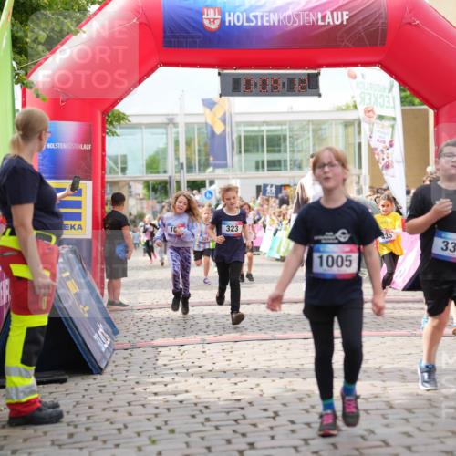 12.06.2026 - Holstenköstenlauf LAZAROV Photography http://msf.ph/oto/9741895 12.06.2026 16:09:14 Laufen 19, 00, 10, 16, 324, 323, 1005, 435, 337, 69, 160, 323, 324, 325, 337, 339, 435, 816, 820, 1233, 1390 meine-sportfotos.de