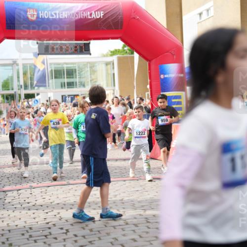 12.06.2026 - Holstenköstenlauf LAZAROV Photography http://msf.ph/oto/9741916 12.06.2026 16:09:29 Laufen 572, 438, 1381, 10, 1222, 959, 1015, 438, 555, 572, 773, 823, 935, 1008, 1136, 1229, 1235, 1381, 1391 meine-sportfotos.de
