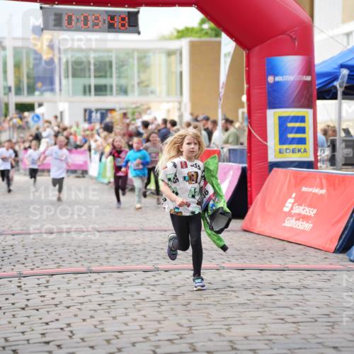12.06.2026 - Holstenköstenlauf LAZAROV Photography http://msf.ph/oto/9741950 12.06.2026 16:09:50 Laufen 10, 09, 48, 5, 330, 560, 946, 1344, 1362, 1511, 1539, 1548 meine-sportfotos.de