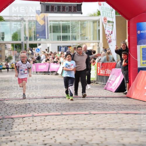12.06.2026 - Holstenköstenlauf LAZAROV Photography http://msf.ph/oto/9742003 12.06.2026 16:10:38 Laufen 9, 567, 5, 1, 9, 567 meine-sportfotos.de