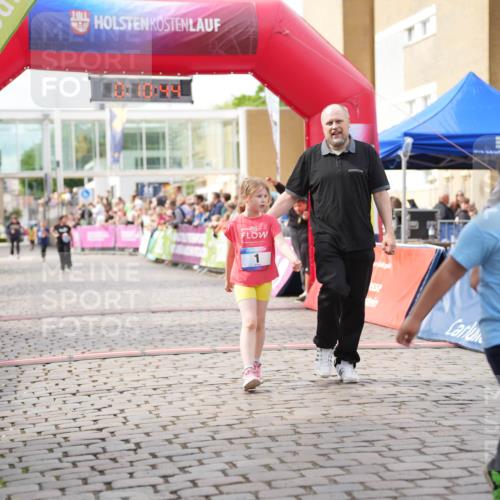 12.06.2026 - Holstenköstenlauf LAZAROV Photography http://msf.ph/oto/9742016 12.06.2026 16:10:45 Laufen 567, 347 meine-sportfotos.de