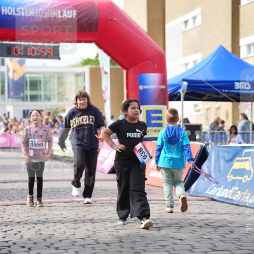 12.06.2026 - Holstenköstenlauf LAZAROV Photography http://msf.ph/oto/9742032 12.06.2026 16:11:01 Laufen 10, 10, 59, 1550, 938, 434, 1550 meine-sportfotos.de
