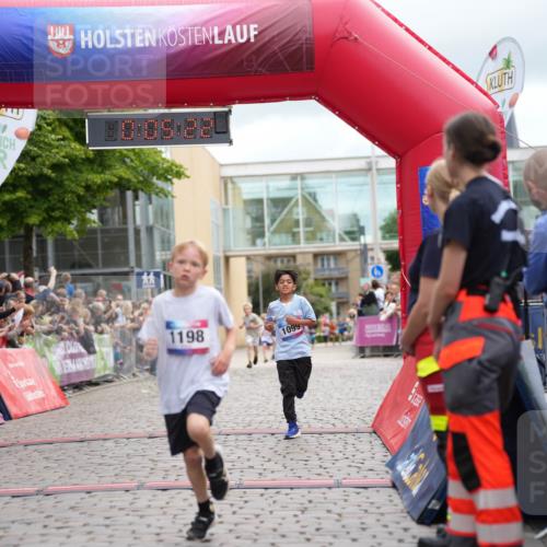 12.06.2026 - Holstenköstenlauf LAZAROV Photography http://msf.ph/oto/9742059 12.06.2026 16:20:20 Laufen 1198, 1099, 117, 596, 1024, 1099, 1189, 1198 meine-sportfotos.de