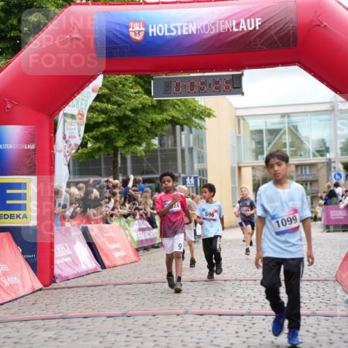12.06.2026 - Holstenköstenlauf LAZAROV Photography http://msf.ph/oto/9742066 12.06.2026 16:20:24 Laufen 596, 1189, 1099, 117, 596, 1024, 1189 meine-sportfotos.de