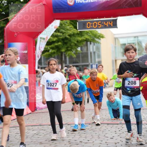 12.06.2026 - Holstenköstenlauf LAZAROV Photography http://msf.ph/oto/9742093 12.06.2026 16:20:42 Laufen 379, 0, 05, 44, 92, 1027, 208, 42, 94, 211, 381, 466, 477, 1112, 1556 meine-sportfotos.de