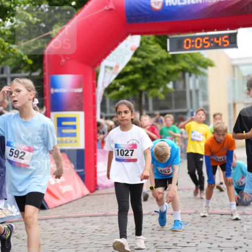 12.06.2026 - Holstenköstenlauf LAZAROV Photography http://msf.ph/oto/9742094 12.06.2026 16:20:43 Laufen 1112, 592, 1027, 352, 0, 05, 45, 36, 208, 42, 94, 211, 466, 477, 1112, 1556 meine-sportfotos.de