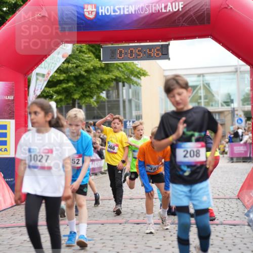 12.06.2026 - Holstenköstenlauf LAZAROV Photography http://msf.ph/oto/9742095 12.06.2026 16:20:43 Laufen 1027, 52, 466, 38, 208, 42, 94, 211, 466, 477, 1112, 1556 meine-sportfotos.de