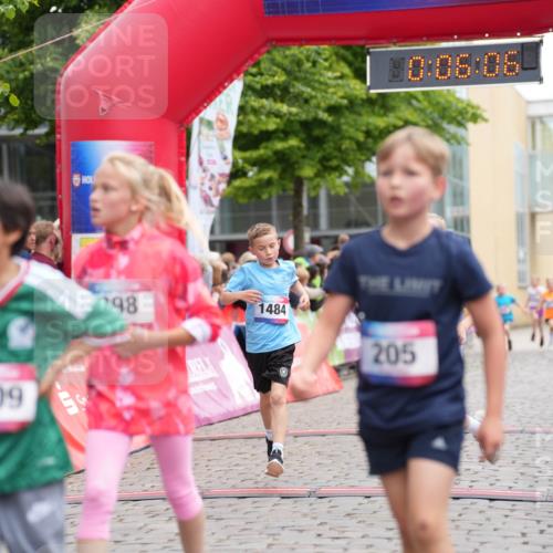12.06.2026 - Holstenköstenlauf LAZAROV Photography http://msf.ph/oto/9742122 12.06.2026 16:21:03 Laufen 1309, 98, 0, 06, 08, 1484, 205, 832, 171, 214, 294, 315, 387, 458, 486, 604, 832, 1187, 1210, 1484 meine-sportfotos.de