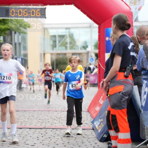 12.06.2026 - Holstenköstenlauf LAZAROV Photography http://msf.ph/oto/9742123 12.06.2026 16:21:04 Laufen 10, 06, 06, 1210, 832, 171, 213, 214, 294, 315, 387, 458, 486, 588, 604, 608, 832, 1187, 1210, 1484 meine-sportfotos.de