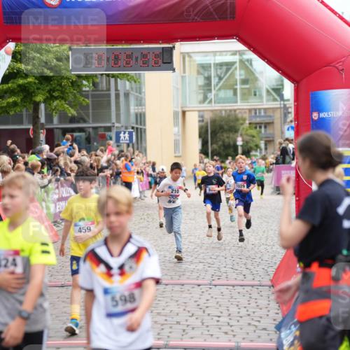 12.06.2026 - Holstenköstenlauf LAZAROV Photography http://msf.ph/oto/9742148 12.06.2026 16:21:23 Laufen 1324, 459, 598, 210, 82, 83, 1029, 210, 459, 606, 825, 837, 1029, 1314, 1545 meine-sportfotos.de