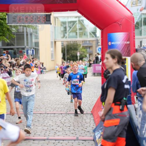 12.06.2026 - Holstenköstenlauf LAZAROV Photography http://msf.ph/oto/9742152 12.06.2026 16:21:26 Laufen 459, 82, 210, 1029, 210, 470, 606, 825, 830, 837, 950, 1029, 1314, 1545 meine-sportfotos.de