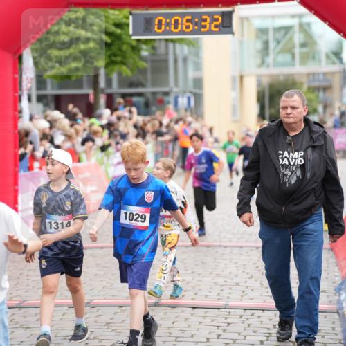 12.06.2026 - Holstenköstenlauf LAZAROV Photography http://msf.ph/oto/9742157 12.06.2026 16:21:29 Laufen 210, 1314, 1029, 0, 06, 32, 71, 470, 606, 613, 696, 830, 837, 950, 1314, 1545 meine-sportfotos.de
