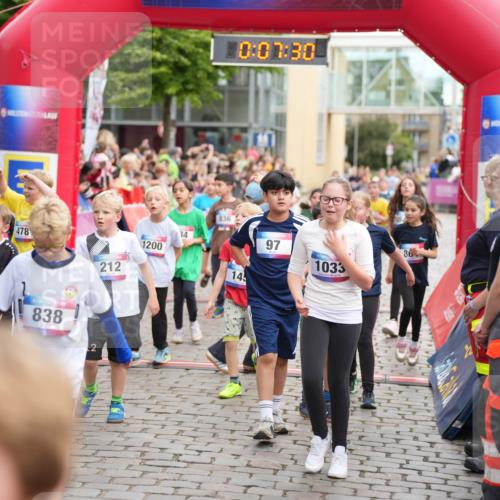 12.06.2026 - Holstenköstenlauf LAZAROV Photography http://msf.ph/oto/9742234 12.06.2026 16:22:28 Laufen 478, 772, 838, 12, 212, 836, 34, 1200, 10, 07, 30, 14, 97, 36, 1033, 145, 169, 302, 303, 383, 464, 482, 584, 684, 831, 836, 842, 848, 849, 859, 864, 951, 1025, 1118, 1543 meine-sportfotos.de