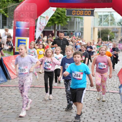 12.06.2026 - Holstenköstenlauf LAZAROV Photography http://msf.ph/oto/9742286 12.06.2026 16:22:58 Laufen 20, 1220, 285, 0, 08, 00, 481, 297, 305, 45, 284, 1028, 61, 297, 305, 385, 481, 589, 693, 695, 703, 844, 845, 855, 1026, 1113, 1185, 1186, 1220, 1310, 1319, 1329 meine-sportfotos.de