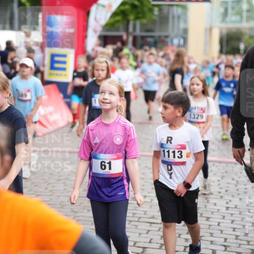 12.06.2026 - Holstenköstenlauf LAZAROV Photography http://msf.ph/oto/9742301 12.06.2026 16:23:06 Laufen 61, 1113, 1329, 131, 167, 215, 293, 312, 607, 705, 824, 834, 855, 1026, 1098, 1105, 1194, 1205, 1213, 1310, 1319, 1323, 1536 meine-sportfotos.de