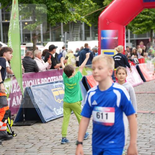 12.06.2026 - Holstenköstenlauf LAZAROV Photography http://msf.ph/oto/9742384 12.06.2026 16:24:02 Laufen 611, 0, 09, 0, 1380, 460, 579, 580, 675, 690, 692, 1109, 1117, 1191, 1331, 1467 meine-sportfotos.de