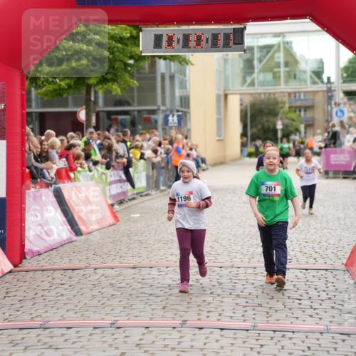 12.06.2026 - Holstenköstenlauf LAZAROV Photography http://msf.ph/oto/9742458 12.06.2026 16:25:09 Laufen 1196, 701, 5, 701, 1116, 1196, 1316 meine-sportfotos.de