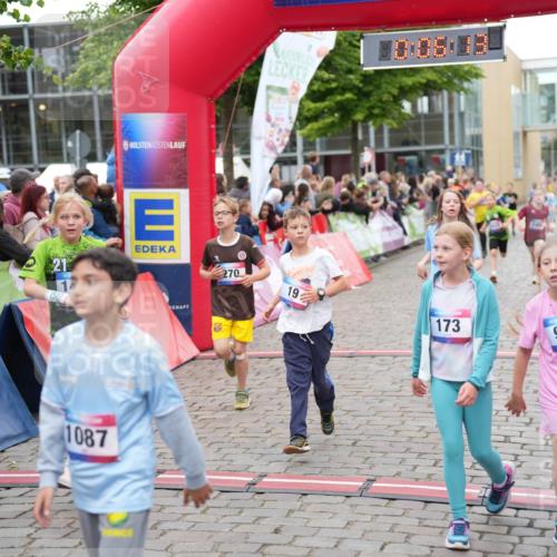 12.06.2026 - Holstenköstenlauf LAZAROV Photography http://msf.ph/oto/9742593 12.06.2026 16:36:15 Laufen 21, 1087, 270, 19, 173, 979, 1448, 19, 109, 173, 216, 270, 271, 272, 487, 488, 622, 629, 638, 979, 1282, 1289, 1430, 1432, 1448, 1472, 1496 meine-sportfotos.de