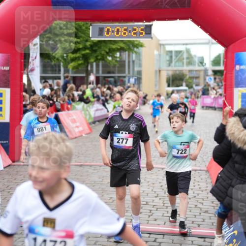 12.06.2026 - Holstenköstenlauf LAZAROV Photography http://msf.ph/oto/9742619 12.06.2026 16:36:27 Laufen 981, 731, 1473, 10, 08, 25, 277, 722, 223, 277, 639, 722, 724, 872, 881, 974, 980, 981, 1040, 1168, 1297, 1305, 1433 meine-sportfotos.de