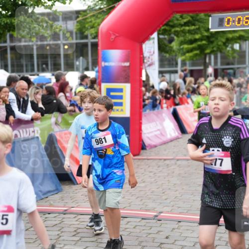 12.06.2026 - Holstenköstenlauf LAZAROV Photography http://msf.ph/oto/9742621 12.06.2026 16:36:29 Laufen 981, 1165, 10, 06, 26, 881, 17, 722, 181, 223, 724, 881, 974, 980, 1040, 1168, 1297, 1305, 1433 meine-sportfotos.de