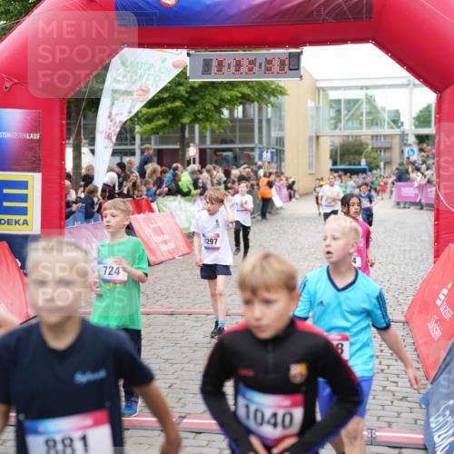 12.06.2026 - Holstenköstenlauf LAZAROV Photography http://msf.ph/oto/9742627 12.06.2026 16:36:32 Laufen 980, 724, 1297, 881, 1040, 16, 181, 223, 724, 728, 974, 980, 1040, 1168, 1297, 1305 meine-sportfotos.de