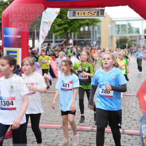 12.06.2026 - Holstenköstenlauf LAZAROV Photography http://msf.ph/oto/9742661 12.06.2026 16:36:53 Laufen 93, 1304, 0, 06, 5, 621, 26, 1434, 280, 2, 72, 96, 121, 174, 182, 221, 255, 258, 276, 280, 377, 491, 499, 501, 504, 621, 628, 726, 874, 1180, 1182, 1280, 1396, 1431, 1434 meine-sportfotos.de