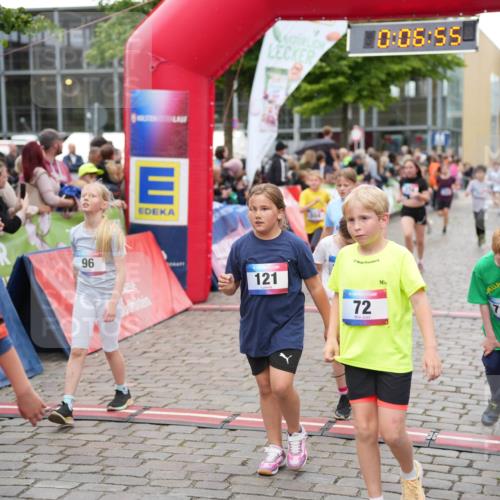 12.06.2026 - Holstenköstenlauf LAZAROV Photography http://msf.ph/oto/9742669 12.06.2026 16:36:57 Laufen 8, 96, 121, 10, 06, 55, 12, 72, 874, 258, 726, 174, 255, 258, 274, 276, 281, 377, 499, 501, 504, 628, 726, 874, 1037, 1038, 1284, 1292, 1396 meine-sportfotos.de