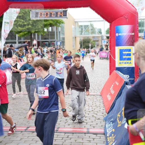 12.06.2026 - Holstenköstenlauf LAZAROV Photography http://msf.ph/oto/9742699 12.06.2026 16:37:16 Laufen 93, 1442, 1082, 882, 90, 176, 225, 624, 637, 727, 732, 895, 1000, 1167, 1442 meine-sportfotos.de