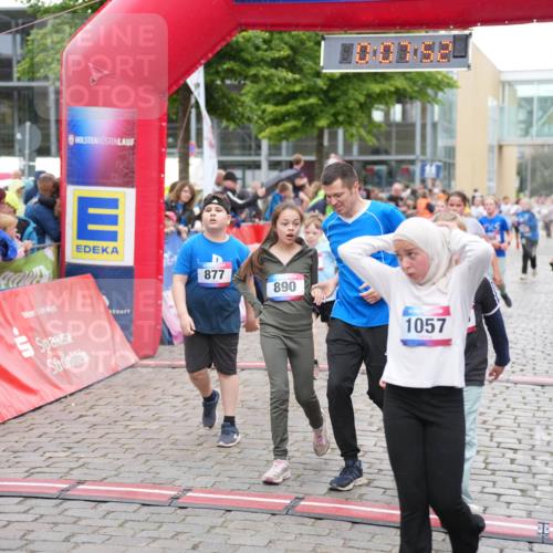 12.06.2026 - Holstenköstenlauf LAZAROV Photography http://msf.ph/oto/9742755 12.06.2026 16:37:54 Laufen 877, 890, 1057, 122, 217, 498, 640, 877, 888, 890, 1039, 1162, 1288, 1302, 1483, 1505, 1518, 1529, 1531 meine-sportfotos.de