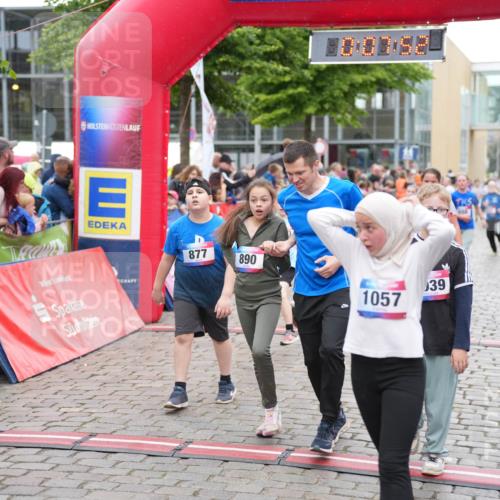 12.06.2026 - Holstenköstenlauf LAZAROV Photography http://msf.ph/oto/9742756 12.06.2026 16:37:55 Laufen 877, 890, 39, 1057, 1518, 95, 122, 498, 640, 877, 888, 890, 1039, 1162, 1288, 1302, 1483, 1505, 1518, 1529, 1531, 1553 meine-sportfotos.de