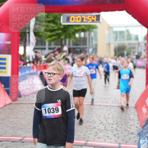 12.06.2026 - Holstenköstenlauf LAZAROV Photography http://msf.ph/oto/9742759 12.06.2026 16:37:57 Laufen 877, 1039, 0, 07, 54, 7145, 95, 122, 172, 283, 498, 640, 713, 888, 1162, 1288, 1302, 1308, 1505, 1518, 1529, 1531, 1553 meine-sportfotos.de