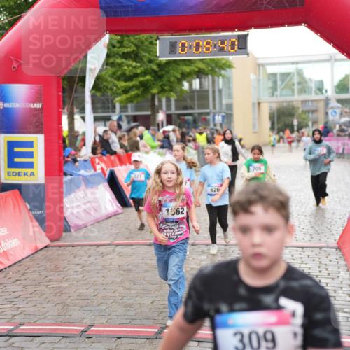 12.06.2026 - Holstenköstenlauf LAZAROV Photography http://msf.ph/oto/9742827 12.06.2026 16:38:42 Laufen 10, 08, 40, 1562, 626, 709, 309, 626, 627, 709, 717, 1174, 1562 meine-sportfotos.de
