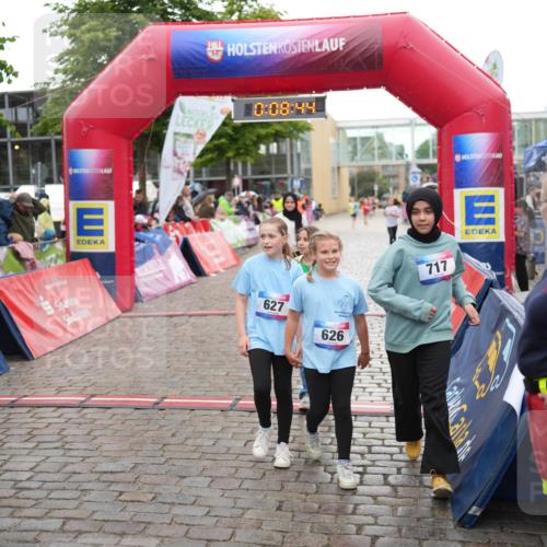 12.06.2026 - Holstenköstenlauf LAZAROV Photography http://msf.ph/oto/9742834 12.06.2026 16:38:46 Laufen 10, 08, 44, 627, 626, 717, 717, 1174 meine-sportfotos.de