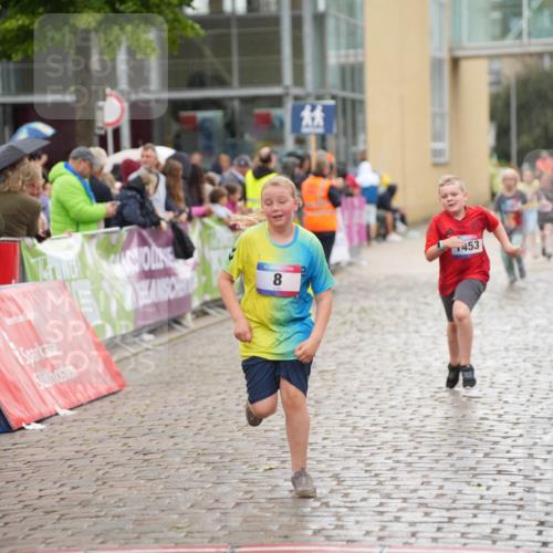 12.06.2026 - Holstenköstenlauf LAZAROV Photography http://msf.ph/oto/9742842 12.06.2026 16:38:55 Laufen 453, 8, 1453 meine-sportfotos.de