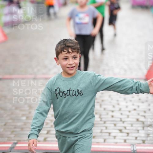 12.06.2026 - Holstenköstenlauf LAZAROV Photography http://msf.ph/oto/9742866 12.06.2026 16:39:11 Laufen 260, 620, 707, 712, 971, 982 meine-sportfotos.de
