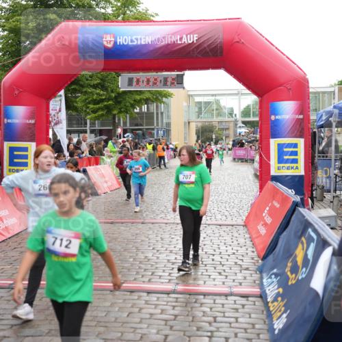 12.06.2026 - Holstenköstenlauf LAZAROV Photography http://msf.ph/oto/9742872 12.06.2026 16:39:17 Laufen 26, 712, 971, 299, 707, 260, 620, 971, 1079, 1470, 1471 meine-sportfotos.de