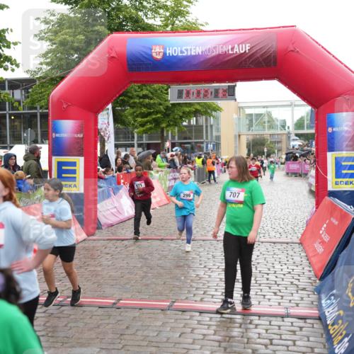 12.06.2026 - Holstenköstenlauf LAZAROV Photography http://msf.ph/oto/9742873 12.06.2026 16:39:18 Laufen 971, 299, 707, 260, 620, 714, 971, 1079, 1470, 1471 meine-sportfotos.de