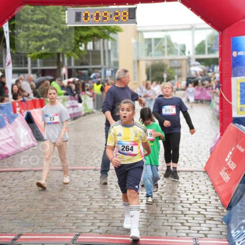 12.06.2026 - Holstenköstenlauf LAZAROV Photography http://msf.ph/oto/9742894 12.06.2026 16:39:30 Laufen 714, 23, 10, 09, 28, 264, 19, 893, 23, 253, 264, 619, 719, 892, 893, 1078, 1095 meine-sportfotos.de