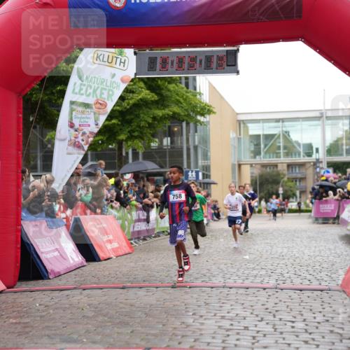 12.06.2026 - Holstenköstenlauf LAZAROV Photography http://msf.ph/oto/9742999 12.06.2026 16:50:11 Laufen 758, 270, 116, 748, 758, 1270, 1463, 1542 meine-sportfotos.de