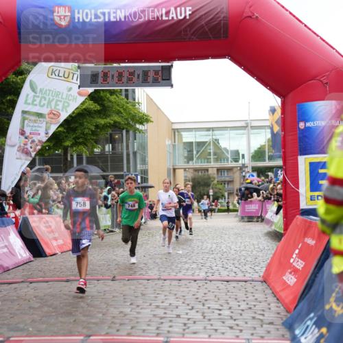 12.06.2026 - Holstenköstenlauf LAZAROV Photography http://msf.ph/oto/9743001 12.06.2026 16:50:12 Laufen 758, 748, 116, 748, 758, 1270, 1463, 1542 meine-sportfotos.de