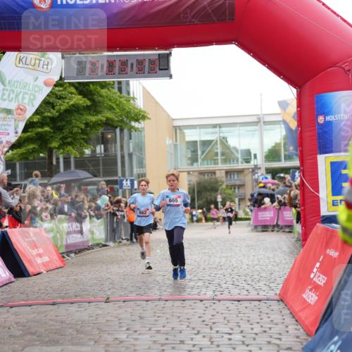12.06.2026 - Holstenköstenlauf LAZAROV Photography http://msf.ph/oto/9743015 12.06.2026 16:50:22 Laufen 662, 665, 232, 662, 665 meine-sportfotos.de