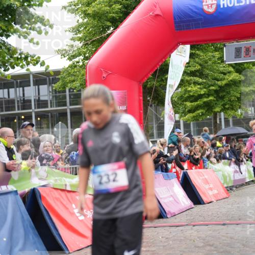 12.06.2026 - Holstenköstenlauf LAZAROV Photography http://msf.ph/oto/9743025 12.06.2026 16:50:30 Laufen 232, 664, 140, 664, 1404 meine-sportfotos.de