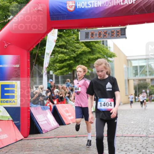 12.06.2026 - Holstenköstenlauf LAZAROV Photography http://msf.ph/oto/9743026 12.06.2026 16:50:31 Laufen 664, 1404, 228, 664, 1043, 1404 meine-sportfotos.de