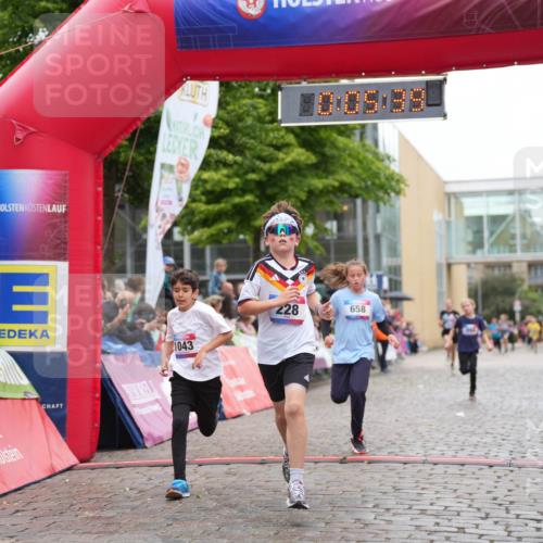 12.06.2026 - Holstenköstenlauf LAZAROV Photography http://msf.ph/oto/9743031 12.06.2026 16:50:38 Laufen 1043, 228, 658, 228, 658, 913, 994, 1043 meine-sportfotos.de