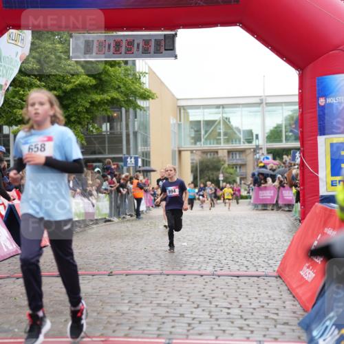 12.06.2026 - Holstenköstenlauf LAZAROV Photography http://msf.ph/oto/9743034 12.06.2026 16:50:40 Laufen 658, 994, 228, 230, 508, 658, 913, 994, 1043, 1069 meine-sportfotos.de
