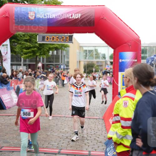 12.06.2026 - Holstenköstenlauf LAZAROV Photography http://msf.ph/oto/9743098 12.06.2026 16:51:22 Laufen 988, 1273, 06, 23, 1070, 10, 651, 666, 993, 1042, 1045, 1070, 1272, 1273, 1455 meine-sportfotos.de