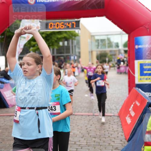 12.06.2026 - Holstenköstenlauf LAZAROV Photography http://msf.ph/oto/9743126 12.06.2026 16:51:45 Laufen 243, 0, 06, 47, 917, 43, 118, 124, 146, 243, 521, 742, 757, 917, 989, 1041, 1075, 1269, 1277, 1512 meine-sportfotos.de