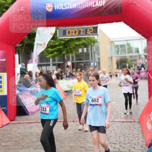 12.06.2026 - Holstenköstenlauf LAZAROV Photography http://msf.ph/oto/9743176 12.06.2026 16:52:11 Laufen 10, 07, 12, 233, 518, 652, 132, 233, 240, 518, 652, 983, 1152 meine-sportfotos.de
