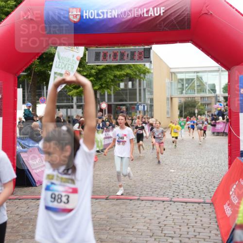 12.06.2026 - Holstenköstenlauf LAZAROV Photography http://msf.ph/oto/9743188 12.06.2026 16:52:17 Laufen 1152, 240, 983, 34, 142, 240, 513, 516, 656, 770, 915, 916, 1521 meine-sportfotos.de